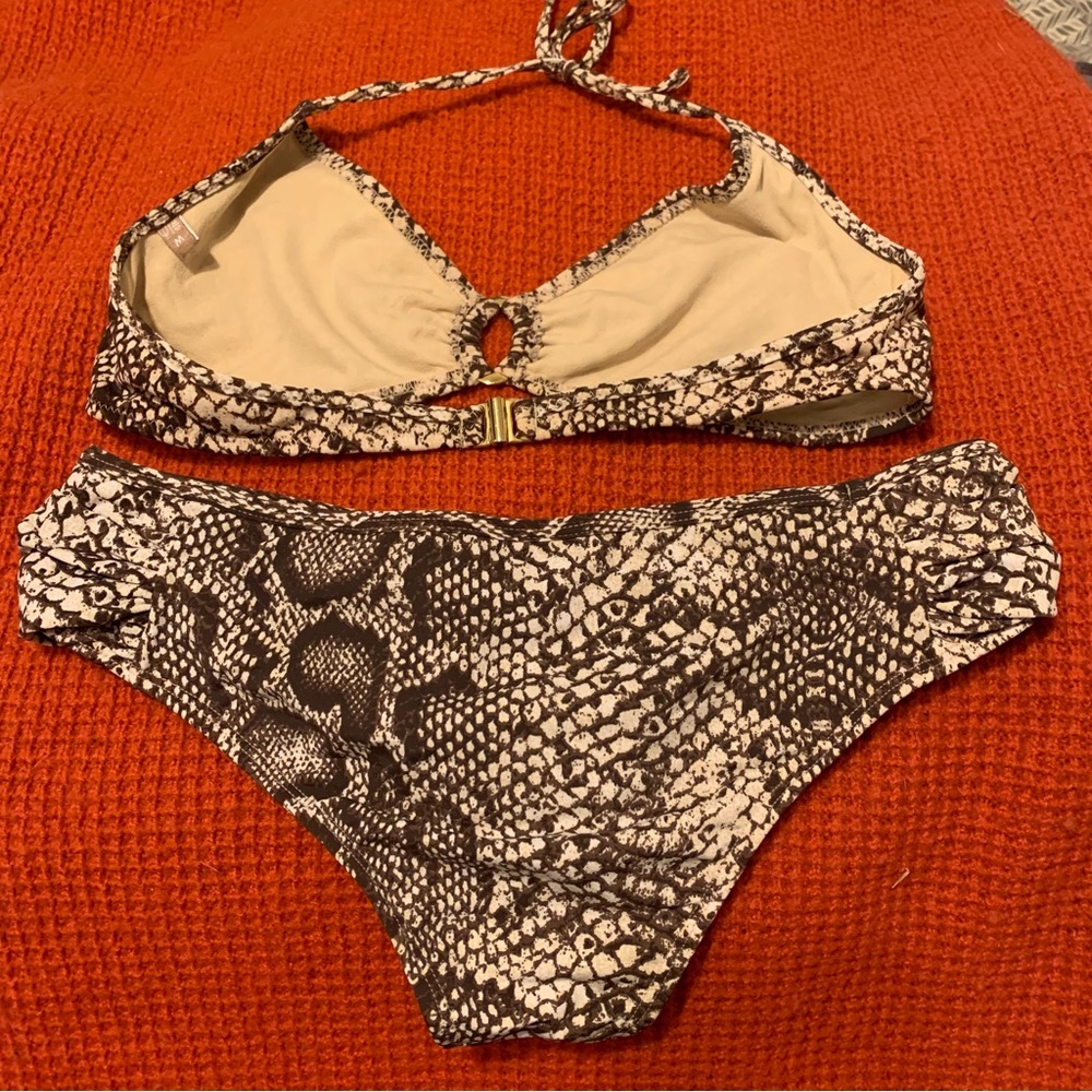 Snake Print Bikini Set - Picture 3 of 6